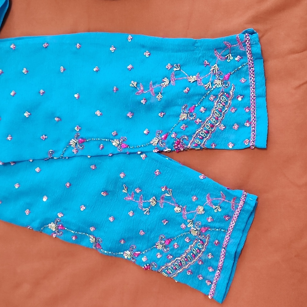 Indian wear party suit(3-piece) - Picture 3 of 6